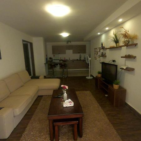 Karrain Villa-The Apartment Medeba Dış mekan fotoğraf