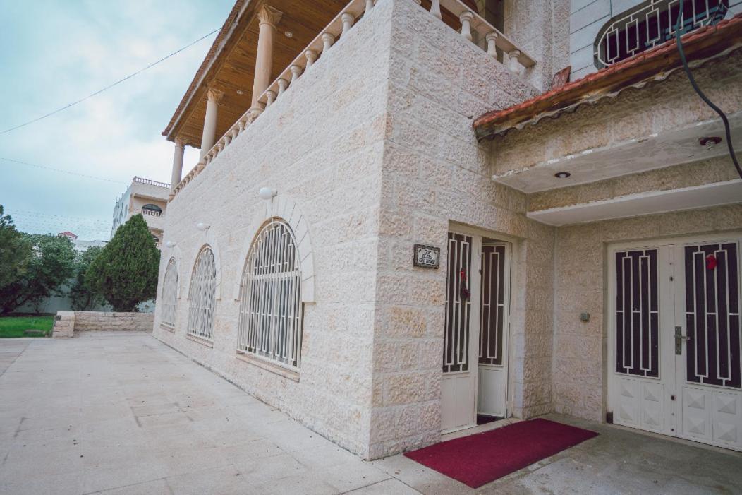 Karrain Villa-The Apartment Medeba Dış mekan fotoğraf