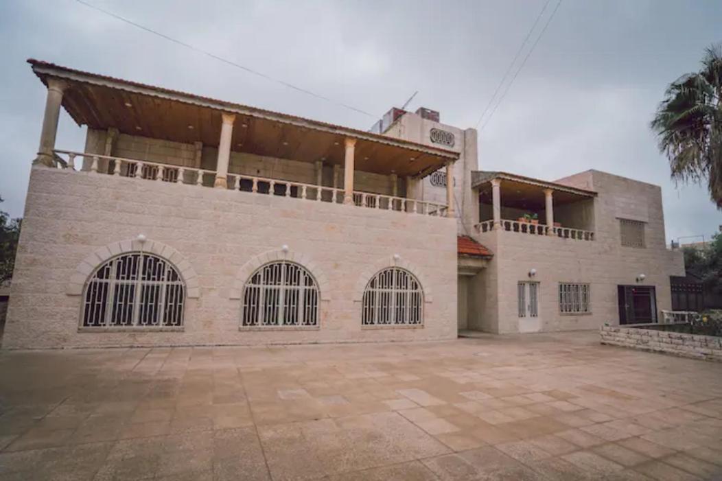 Karrain Villa-The Apartment Medeba Dış mekan fotoğraf